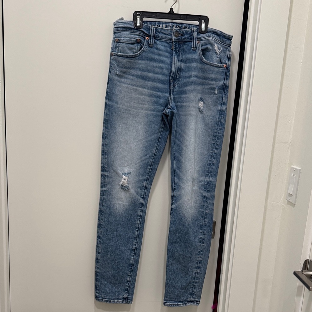 American Eagle Outfitters Slim Straight Blue Jeans